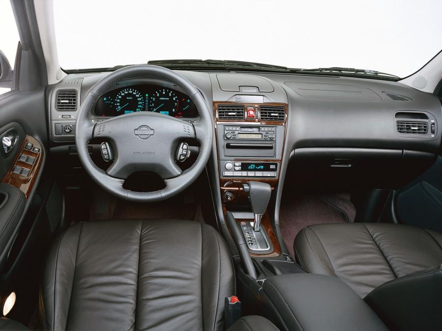 Nissan Maxima QX 2000 года  (фото 20 из 29)
